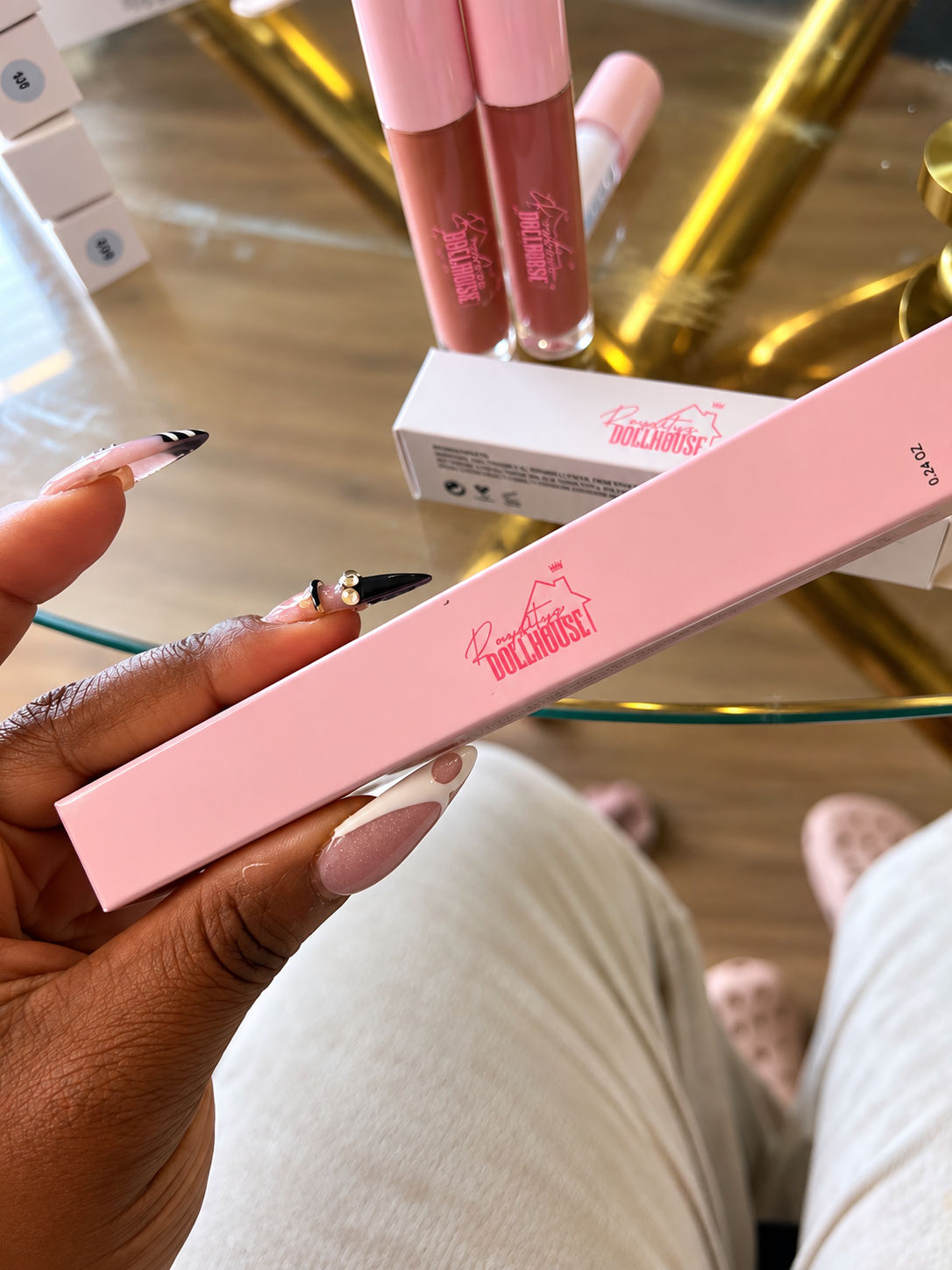 Prefilled Logo on Lipgloss Tubes